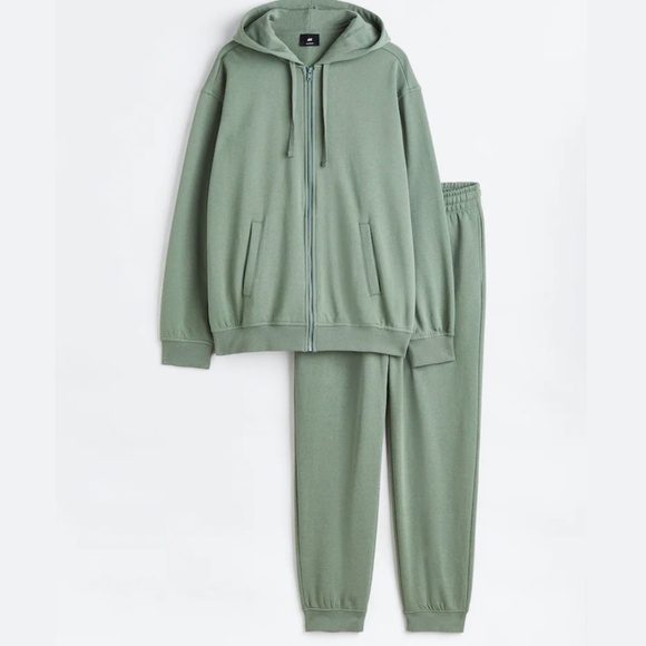 H & M 2-PIECE LOOSE FIT HOODIE AND JOGGERS SET. NWOT - Picture 12 of 12